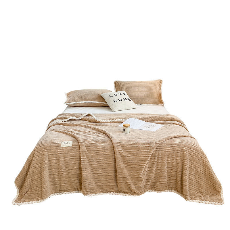 Thick Coral Fleece Blanket for Winter, Suitable for Office Naps, As a Shawl, on The Sofa, Or for The Bed